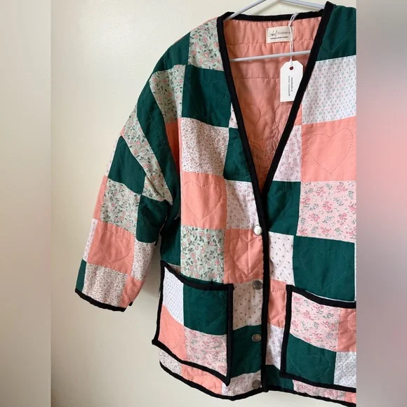 ⭐️ Handmade Upcycle Quilt Jacket -SHORT- Heart stitched Doily Vintage Cotton - Picture 3 of 4